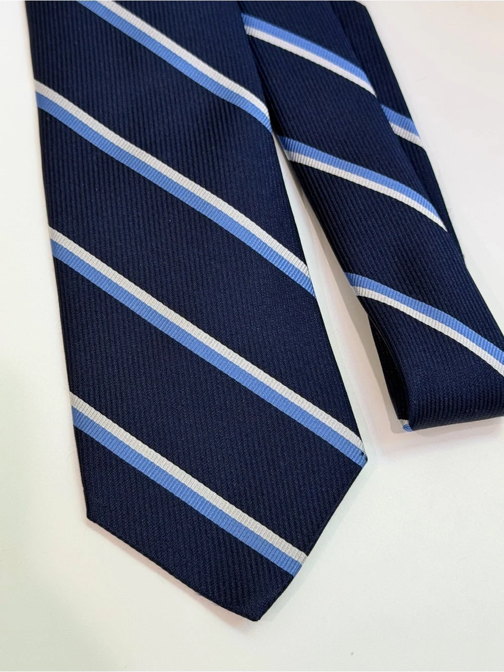 Tom James Navy Blue Stripe Silk Tie Designer Necktie Classic Business Luxury Men